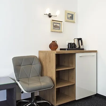 فندق Interhotel 3*